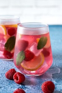 raspberry margarita cocktail