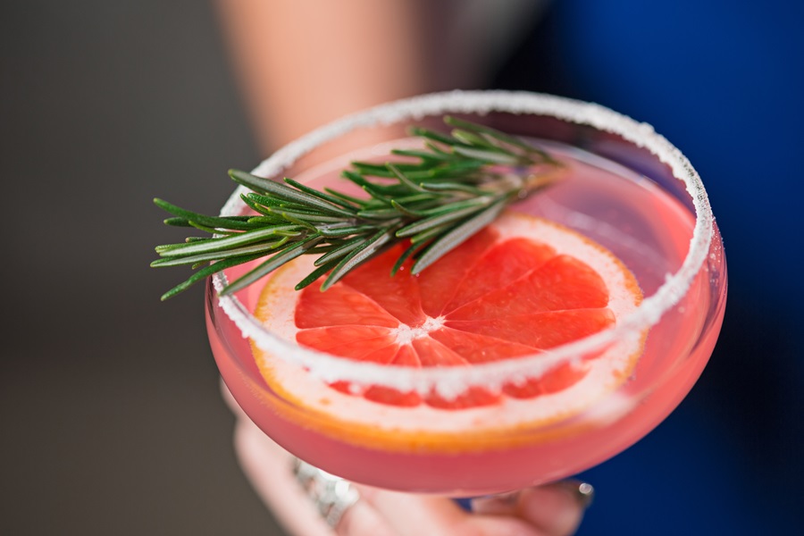 grapefruit spritz cocktail