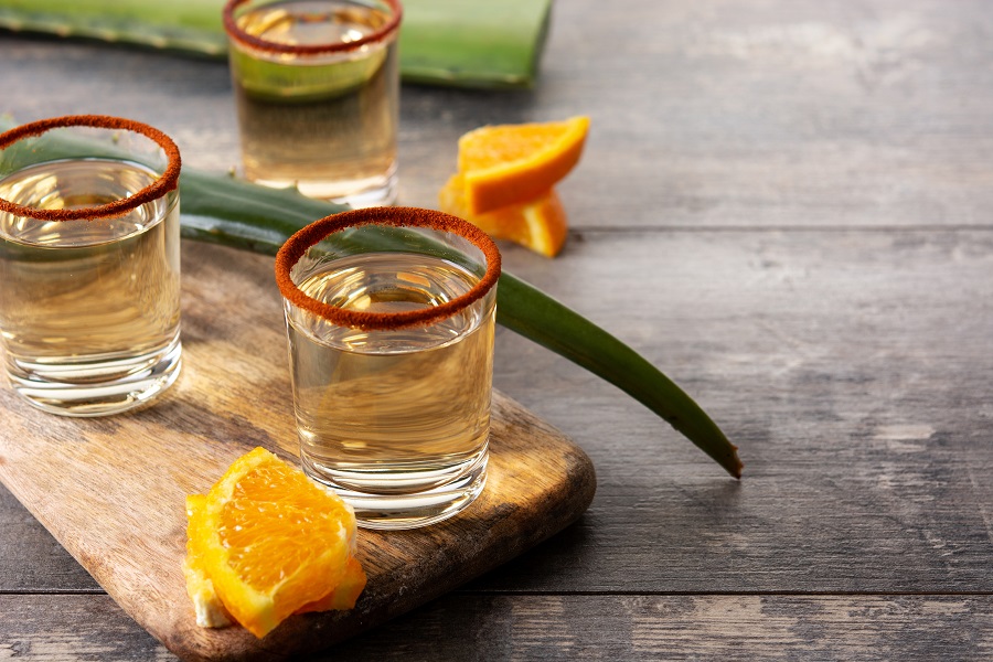 Organic tequila without additives